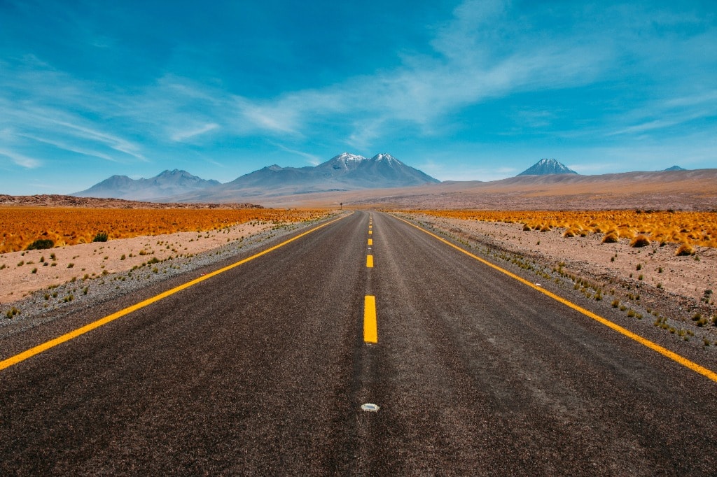 CabEazy Scenic Open Highway Journey